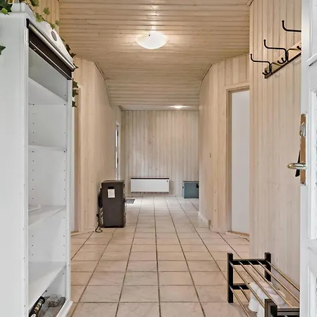 4 Bedroom Pet Friendly In Nyaraló *